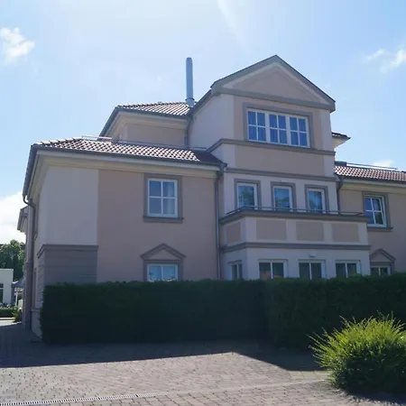 Renovierte Mit 2 Slz, Balkon, Waschmaschine Ferienhaus Ostseebad Kühlungsborn