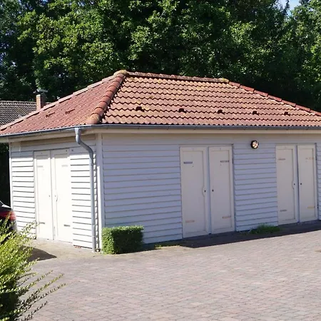 Renovierte Mit 2 Slz, Balkon, Waschmaschine Ferienhaus *